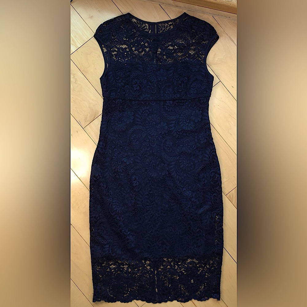 Lauren Ralph Lauren Sz 8 Blue Lace overlay Cap sleeve Sheath dress key hole back